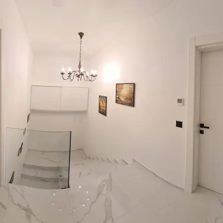 Botanica House Krk 니바이스