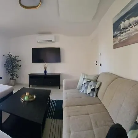 Botanica House Krk