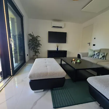 Botanica House Krk Ferienhaus *