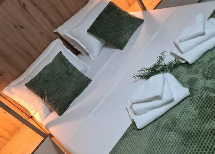 Botanica House Krk 度假居 *